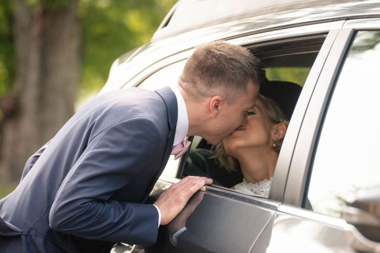 Photo-des-maries-voiture