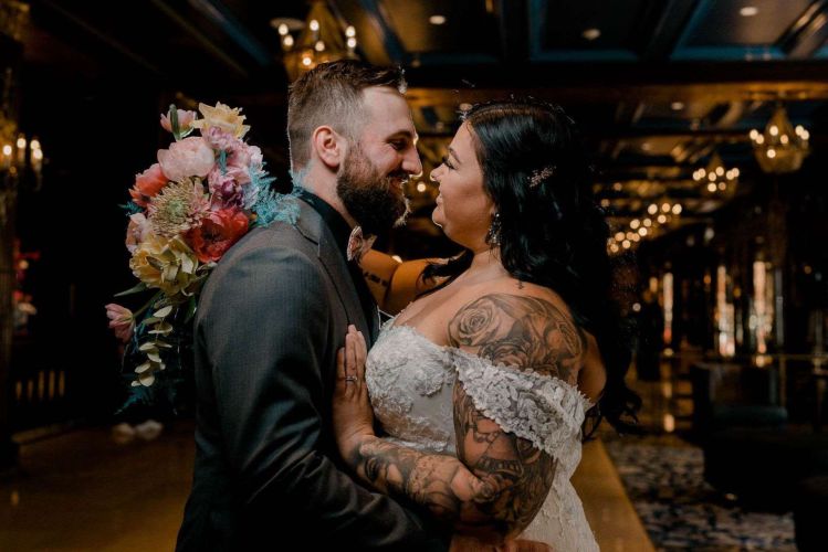 mariage-couple-ambiance-soiree