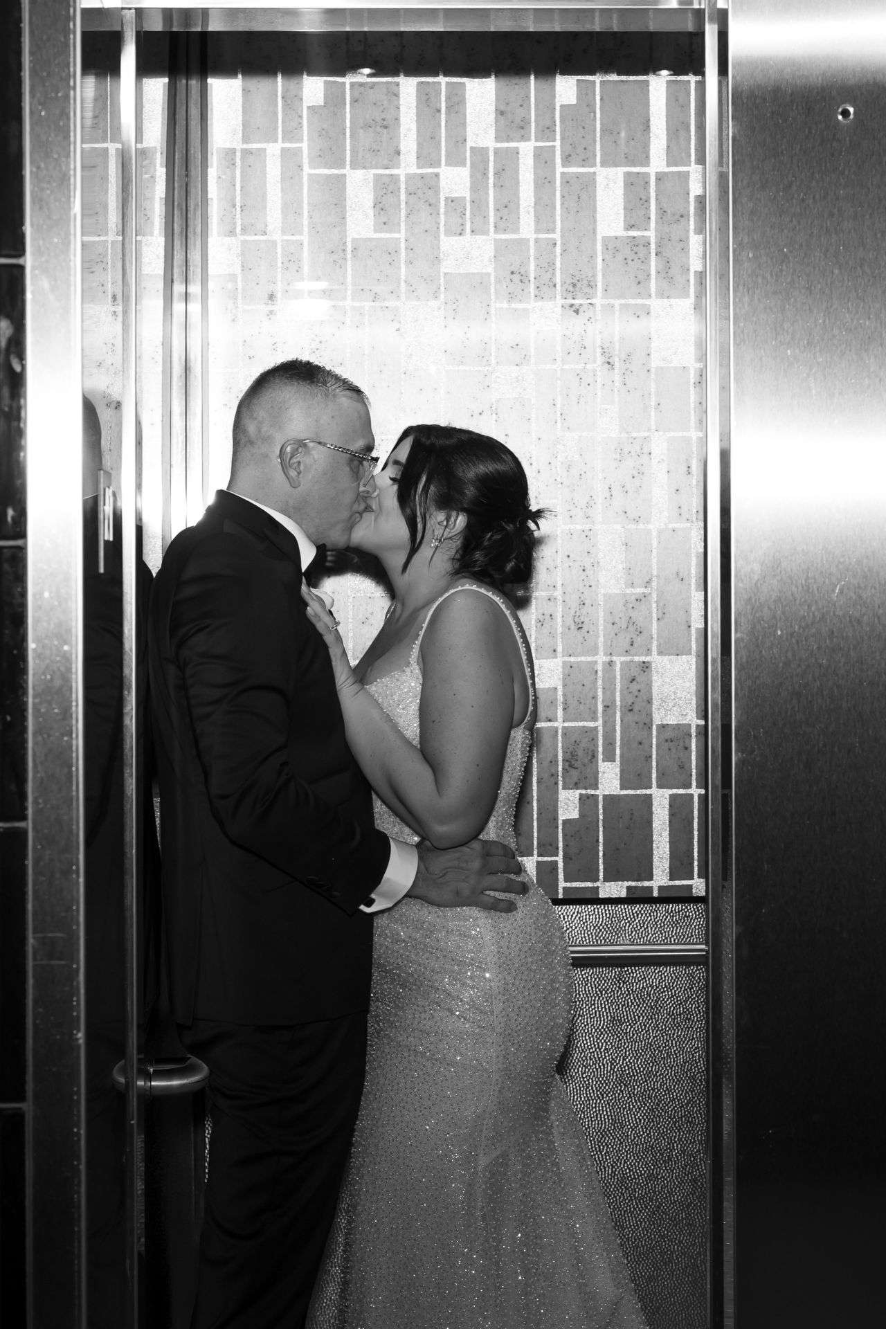 photographe-mariage-couple-style-paparazzi-simon-patrie