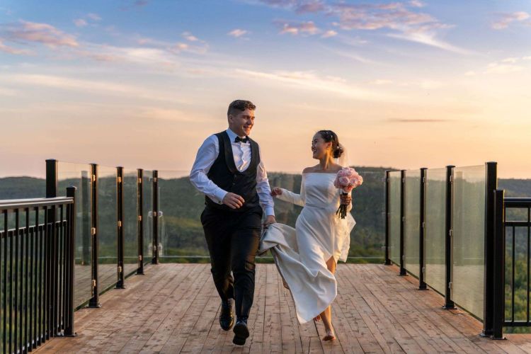 photographe-mariage-maries-en-mouvement-simon-patrie