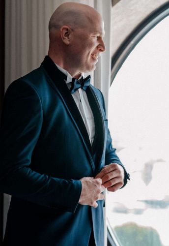 preparatifs-marie-moment-intime-lumiere-naturelle